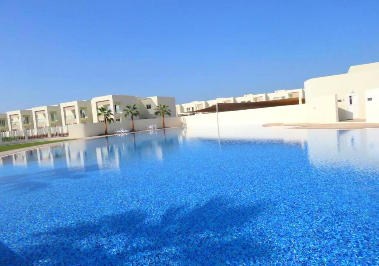 Holiday Home 3 Bedroom Seaview Ras al-Khaimah Bagian luar foto