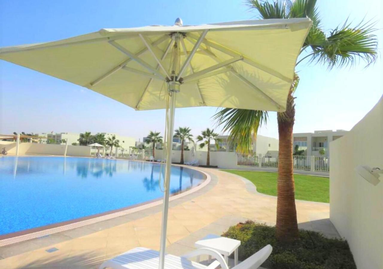 Holiday Home 3 Bedroom Seaview Ras al-Khaimah Bagian luar foto