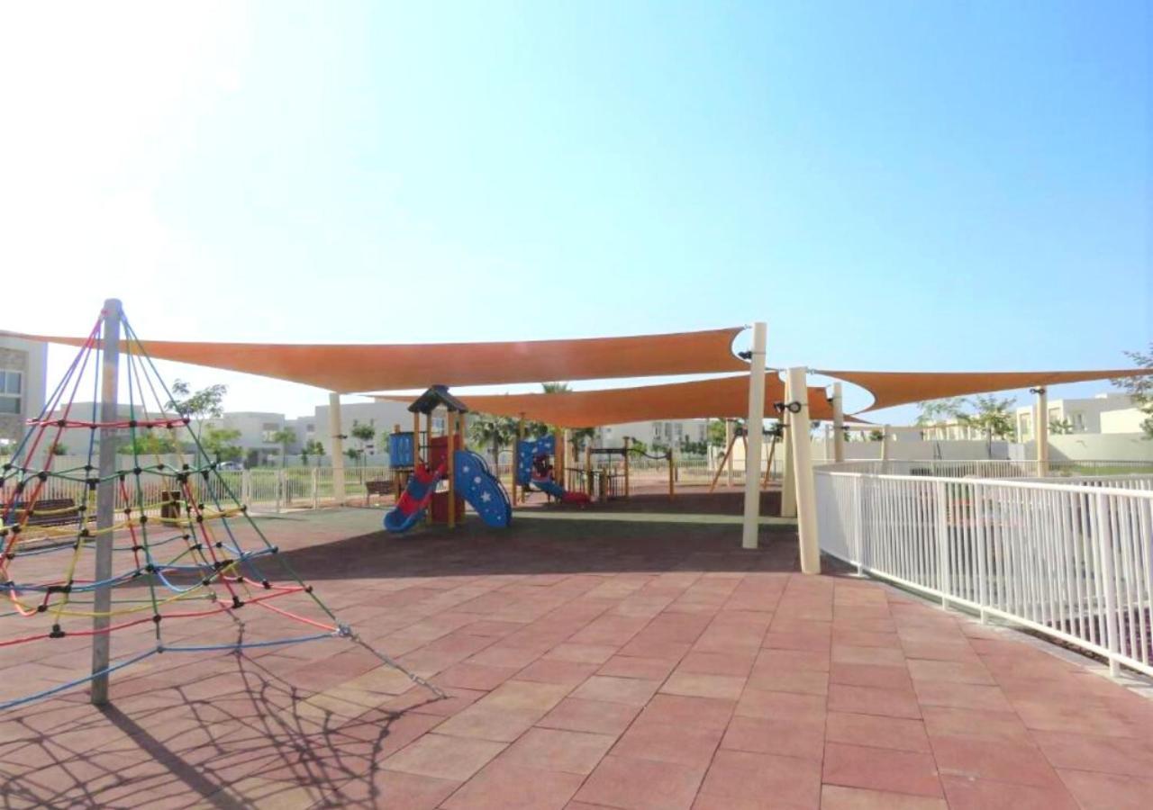 Holiday Home 3 Bedroom Seaview Ras al-Khaimah Bagian luar foto