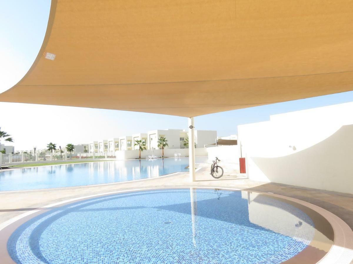 Holiday Home 3 Bedroom Seaview Ras al-Khaimah Bagian luar foto